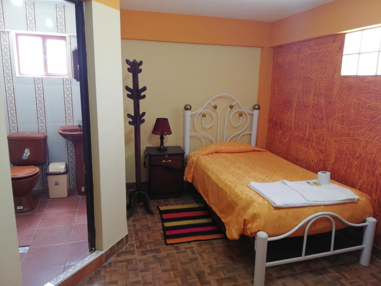 Hotel Aguilar Uyuni Exterior photo
